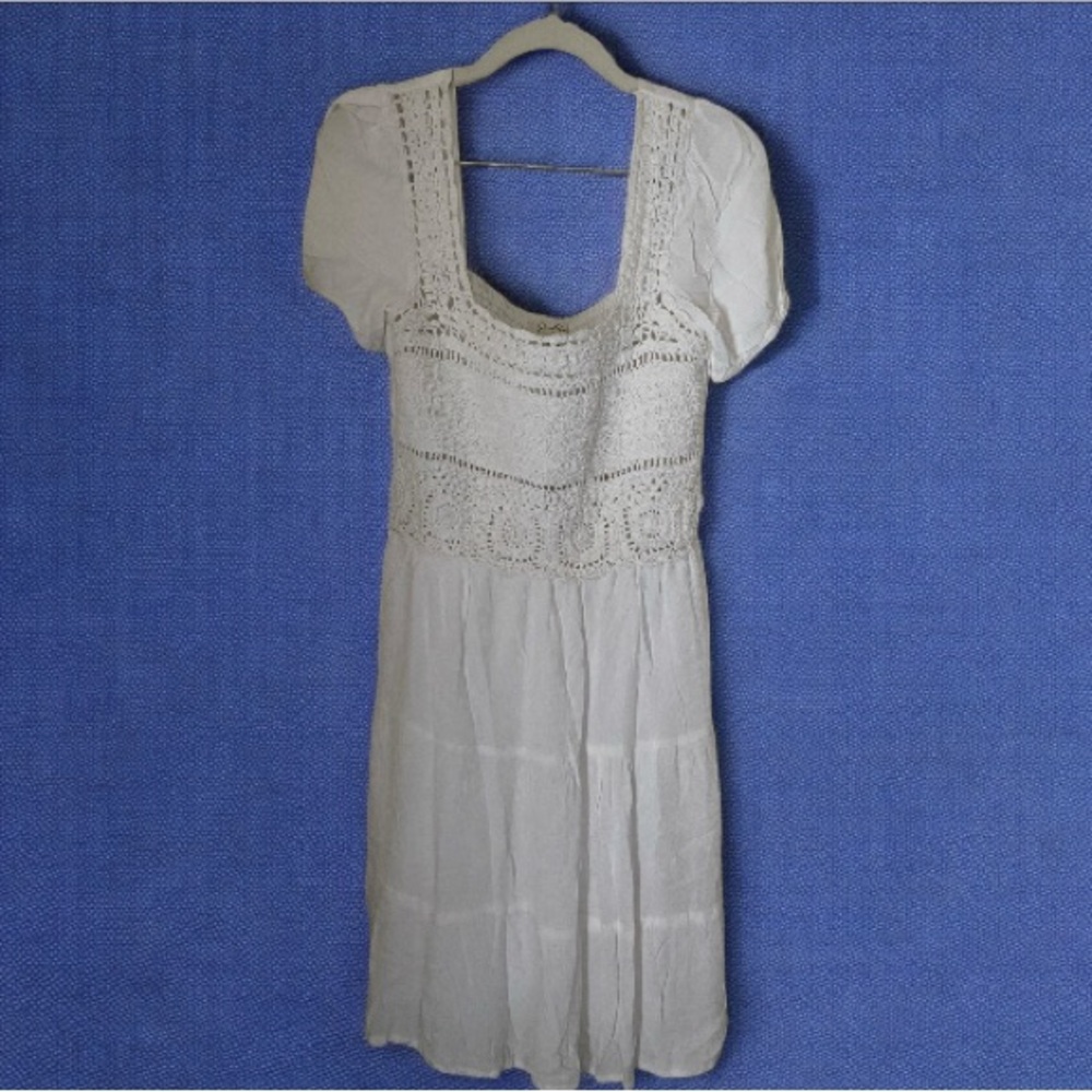 Jessica Simpson White Crochet Midi Dress. NWOT